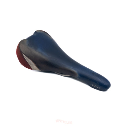 Selle Italia Flite Kevlar saddle, smooth red-white-blue leather